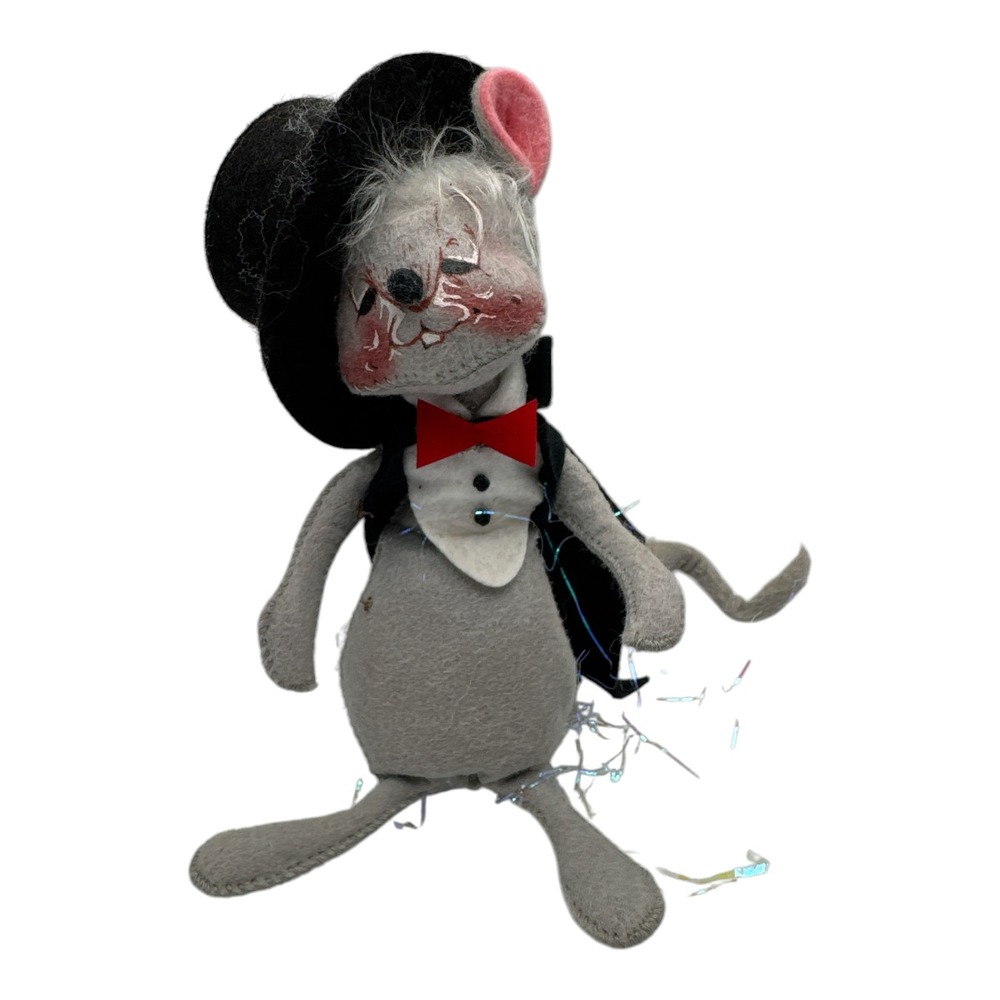 Vintage Annalee Mouse in Black & White Top Hat and Tails 1992 EUC